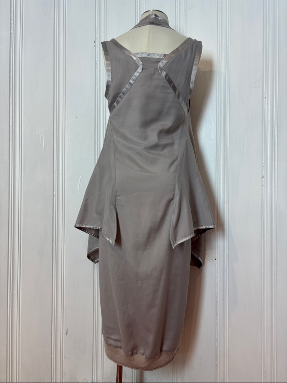 LAUREN VIDAL Designer Light Gray Layered Balloon Hem Dress - Size S - Picture 3 of 10